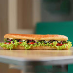 Cargar imagen en el visor de la galería, Sándwich tradicional 15cm + Smoothie + Cookie
